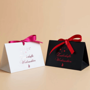 Zauberhafte Weihnachten – Geschenkbox mit Satinschleife